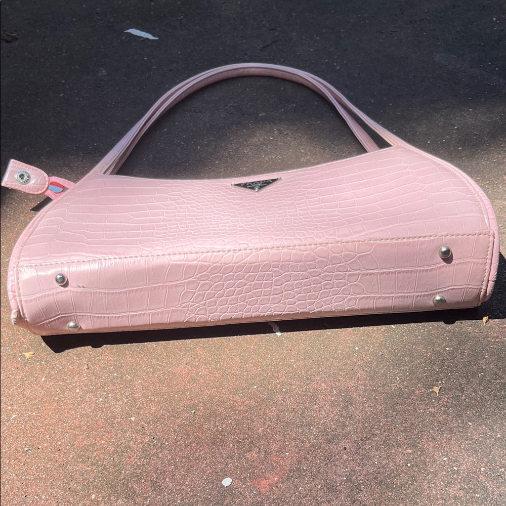 Designer Inspired Baby Pink Crocodile Print Shoulder Bag - Picture 4 of 5